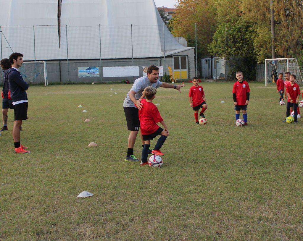 ruolo-dell-istruttore-di-calcio-educatore